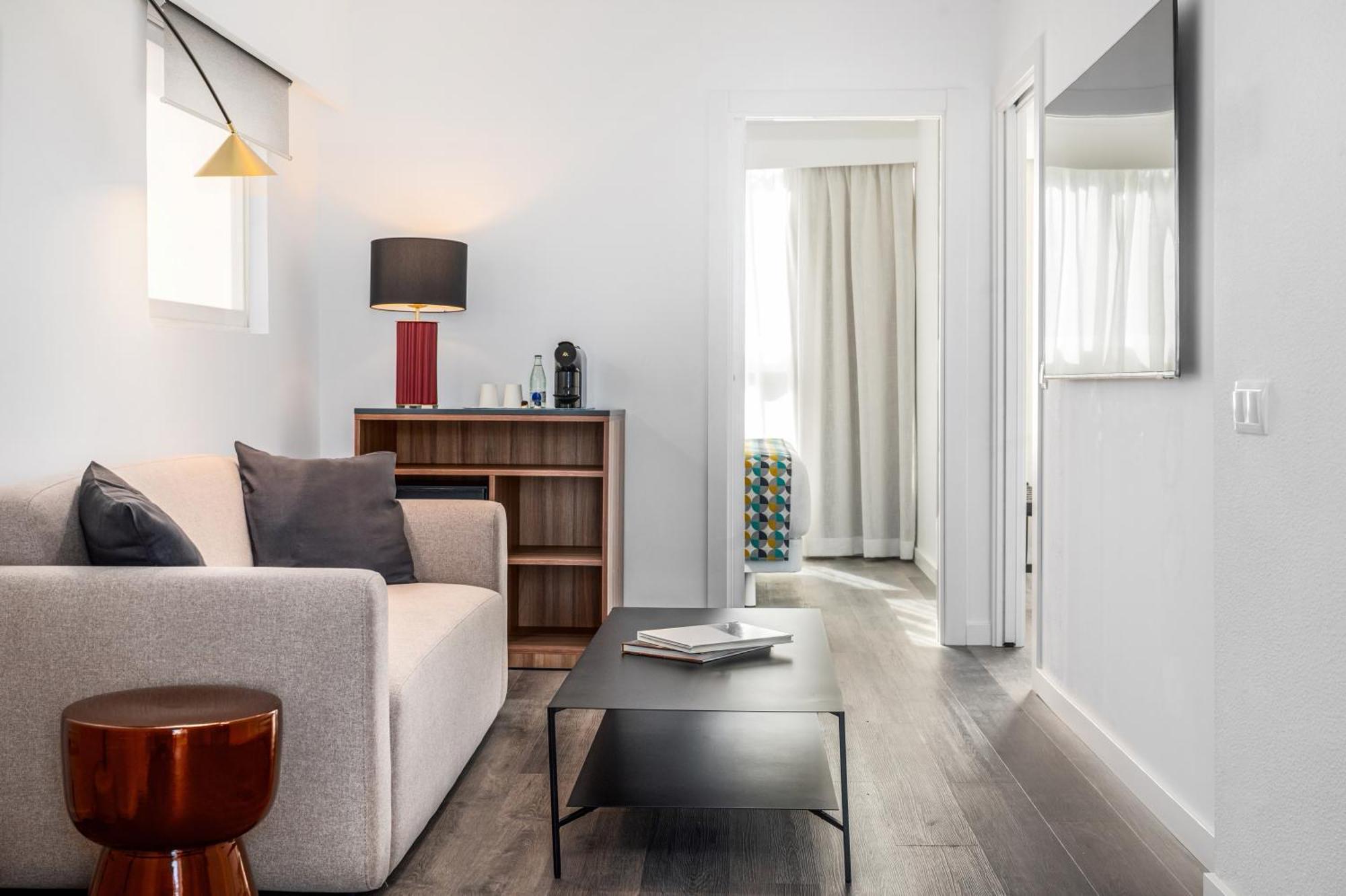 Two-Bedroom Suite,1643752659:JPEG
